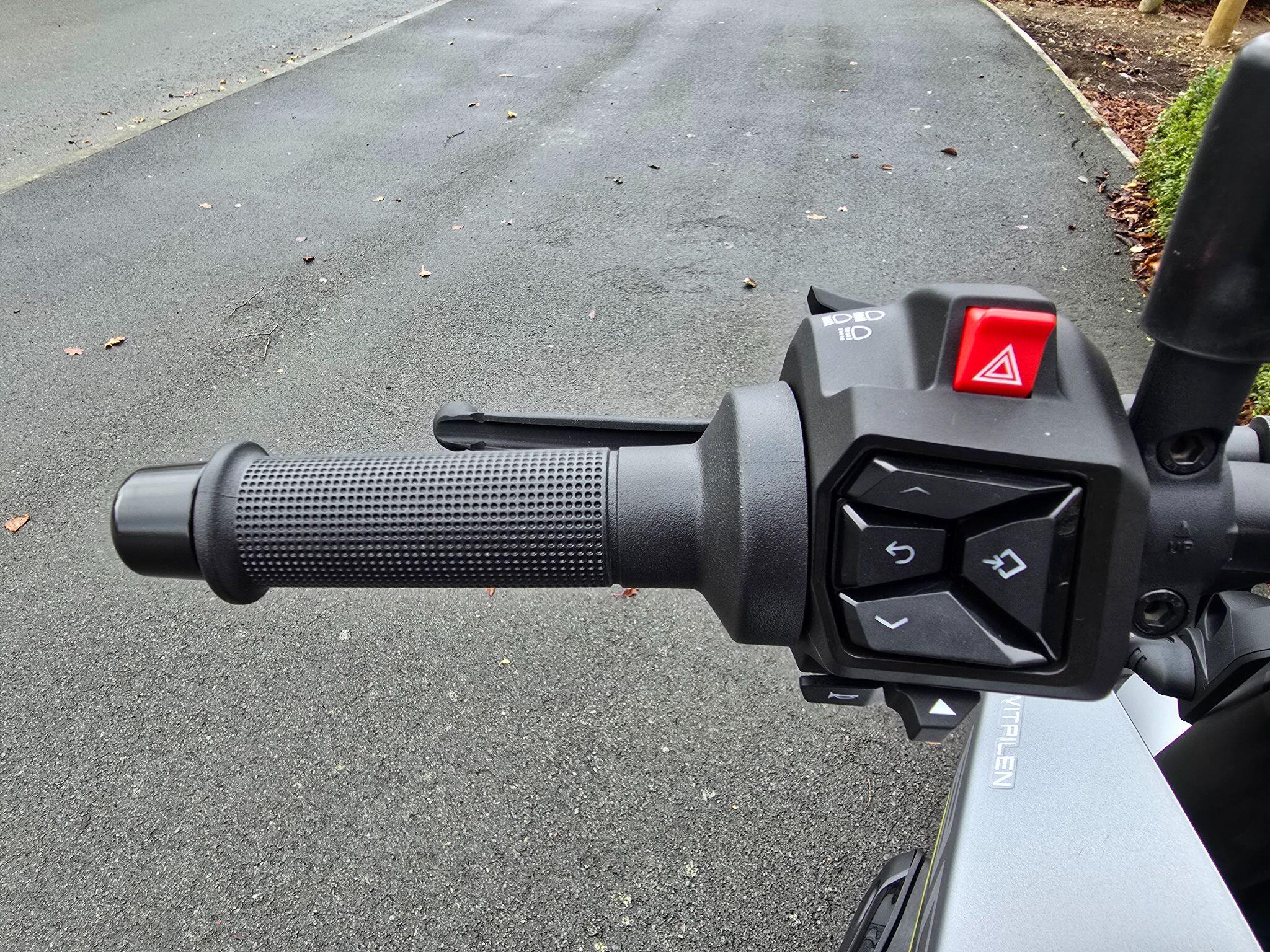 2025 25 Reg Husqvarna 801 520 X-Ring Euro 5